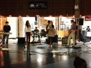 Musicians Bring Down the House at the EHTC Benefit Concert