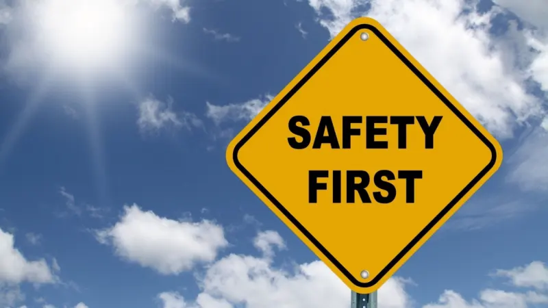 20160602075755-SafetyFirst